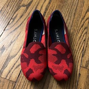 Like new Rothy’s red multi color loafer size 6
